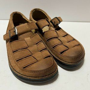 Birkenstock Footprints Merced Fisherman Sandal men's size 10 tan